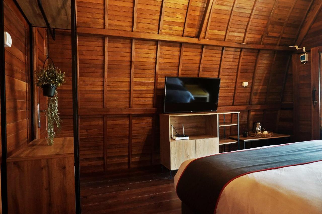 Collection O 9 Villa Ubud Anyer Buitenkant foto